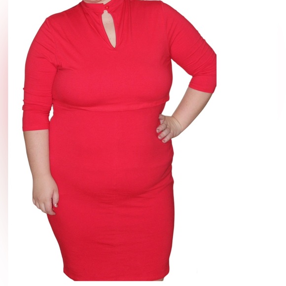 👑NWT Red Cut Off Crop Look Dress w/Keyhole Back (Clearance) - Picture 3 of 12